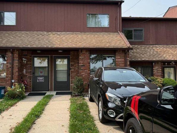 915 W Fingerboard Rd