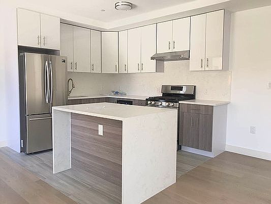 5th image of 62-98 Woodhaven Blvd #4O