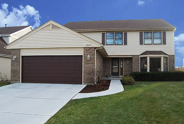 1367 Gail Dr photo 1