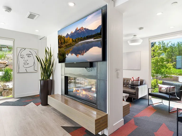 Common Lounge-large screen TV
