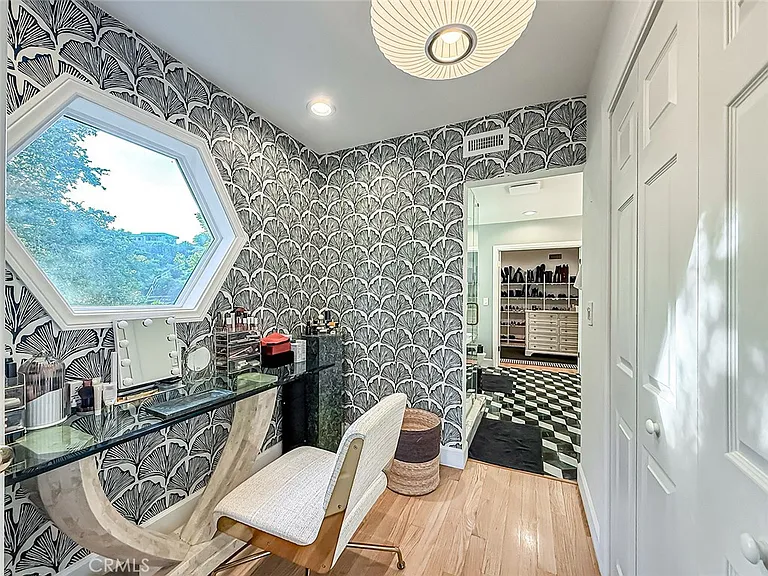 130 Dapplegray Rd — Photo 17