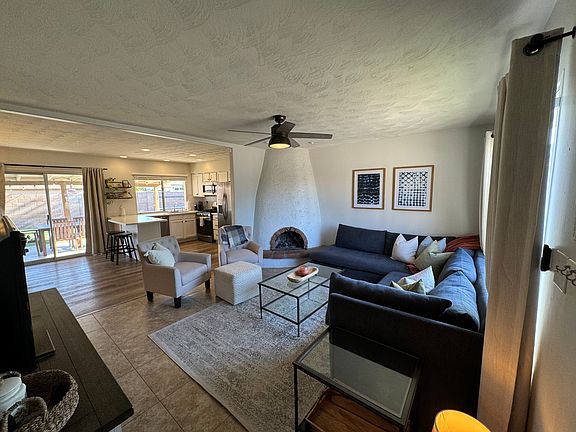 2nd image of 2915 E Willow Ave