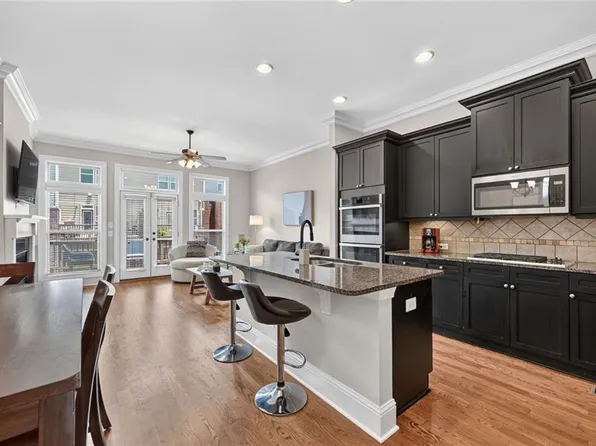 1738 Breyerton Dr NE, Atlanta, GA 30329