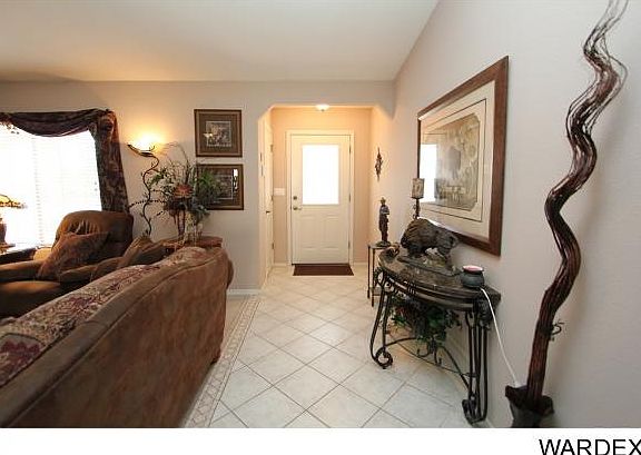 3rd image of 2556 Clarke Dr