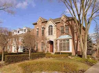 1104 Audubon Rd, Grosse Pointe, MI 48230