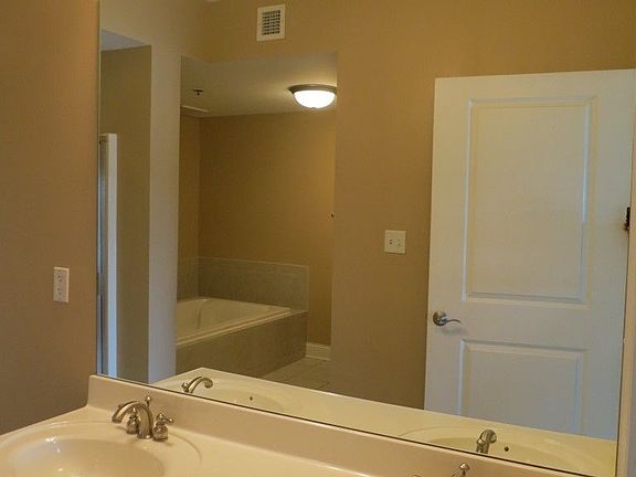 Bathroom2