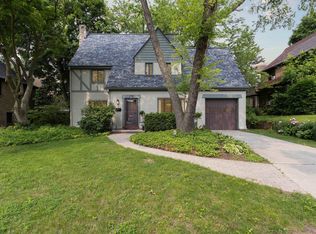 806 N Rockford Ave, Rockford, IL 61107