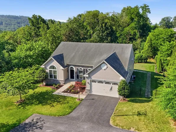 6819 Rehnquist Ct, New Market, MD 21774