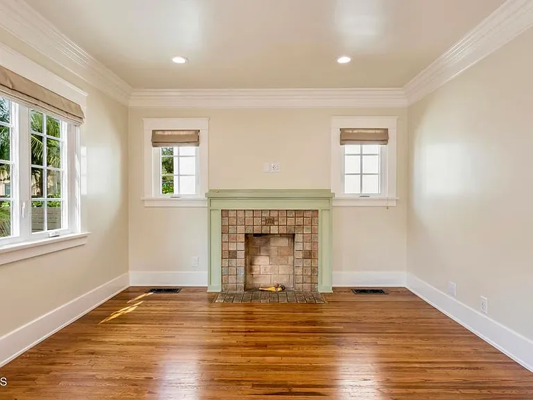 520 S Los Robles Ave #4 — Photo 8