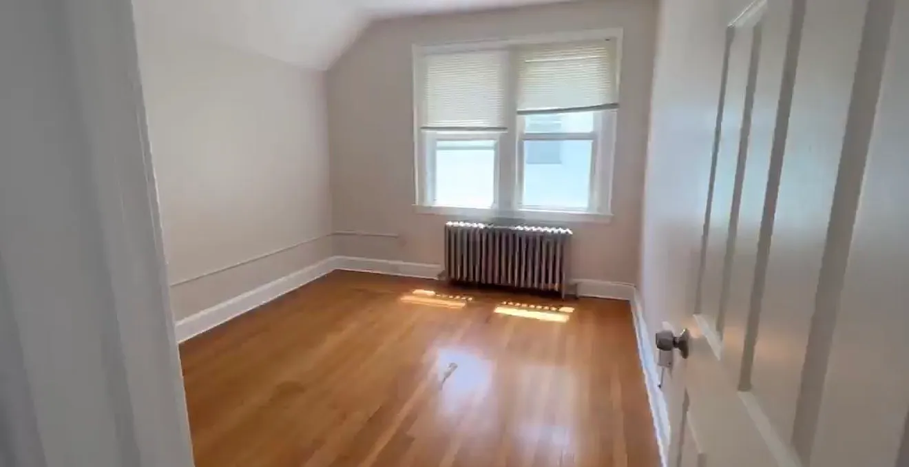 2 bed, 600 sqft, $1,500 — Photo 4