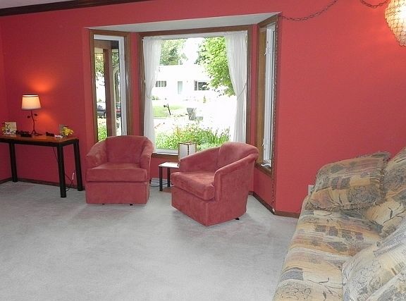 4th image of 7305 Branford Ln W