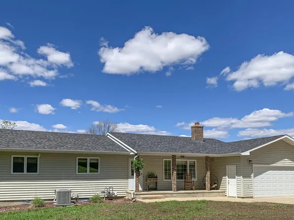 1505 Ward St, Montevideo, MN 56265