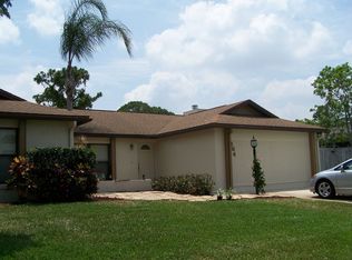 164 Hawthorne Ln NE, Palm Bay, FL 32907
