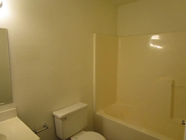 2404-2406 Calder Ct. — Photo 16
