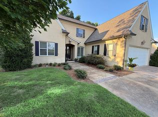 15000 Forrest Hill Cv, Oxford, MS 38655