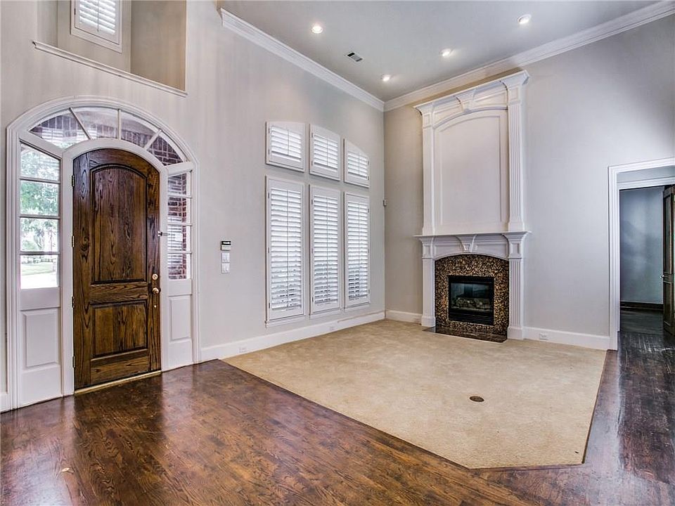 1st image of 5976 Temple Dr