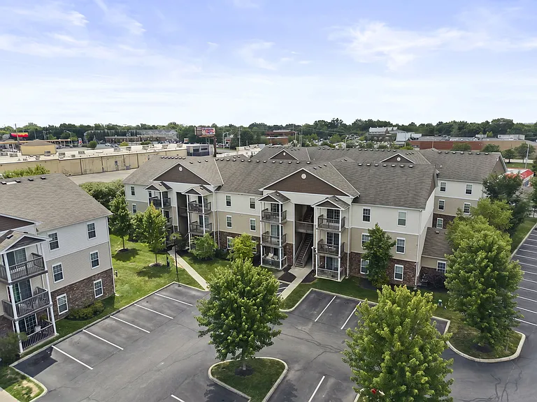 Madden's Pointe — Photo 41