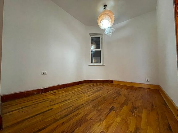 2nd image of 1094 Bedford Ave #2