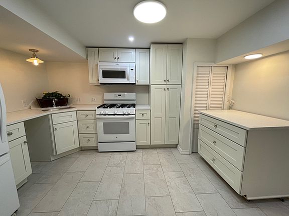 2nd image of 3841 Washburn Ave S #Basement