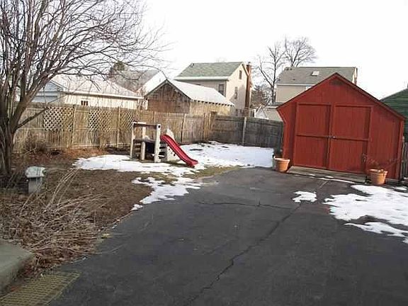 3rd image of 13 Van Schoick Ave