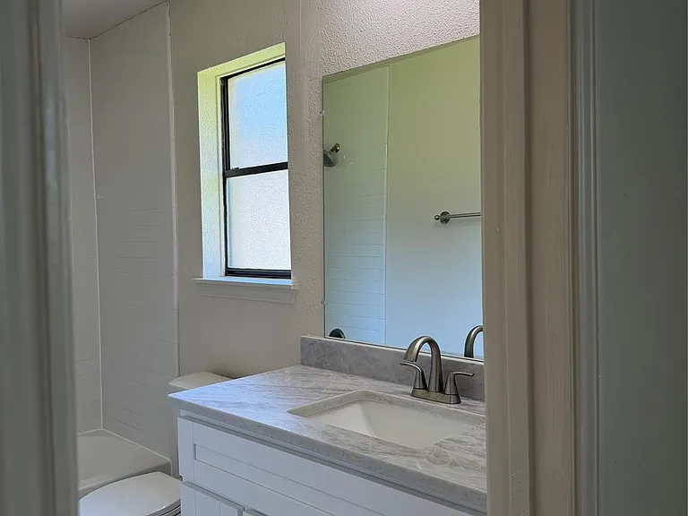8027 Wind Forest Dr — Photo 16
