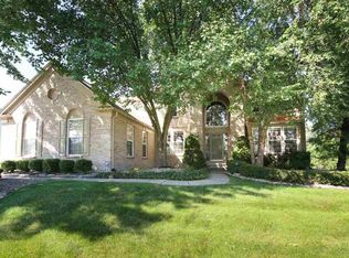 8290 Oxford Ln, Grand Blanc, MI 48439