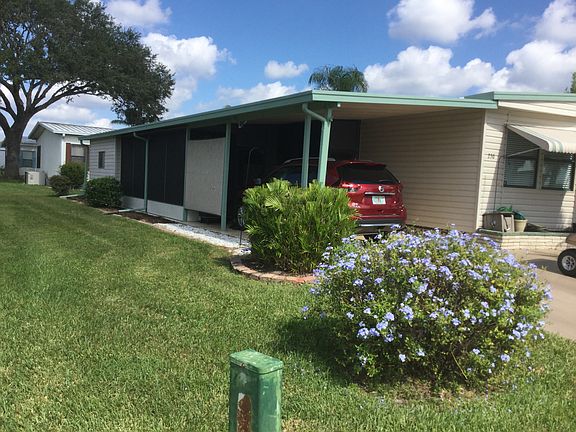 3rd image of 230 Camelot Dr