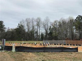 6821 Hunters Den Rd LOT 195, Hope Mills, NC 28348