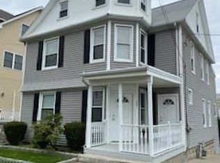 122 Seaside Ave, Stamford, CT 06902