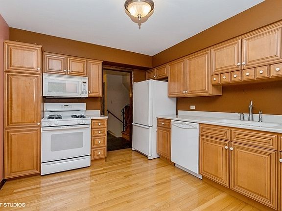 3rd image of 9304 S 82nd Ave