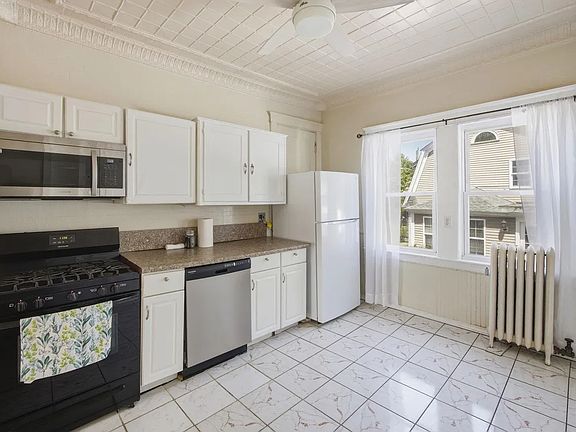 4th image of 18 Fifield St