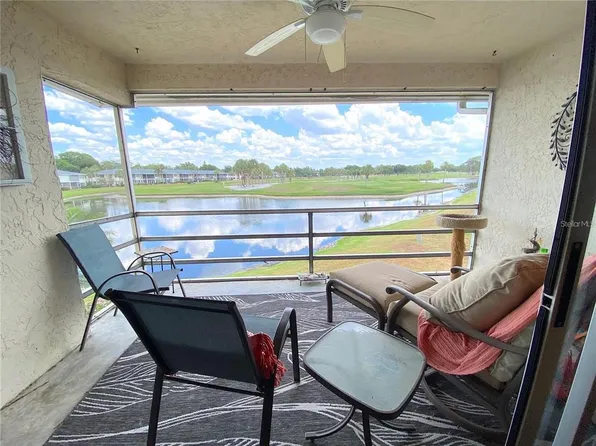 7041 W Country Club Dr N APT 218, Sarasota, FL 34243