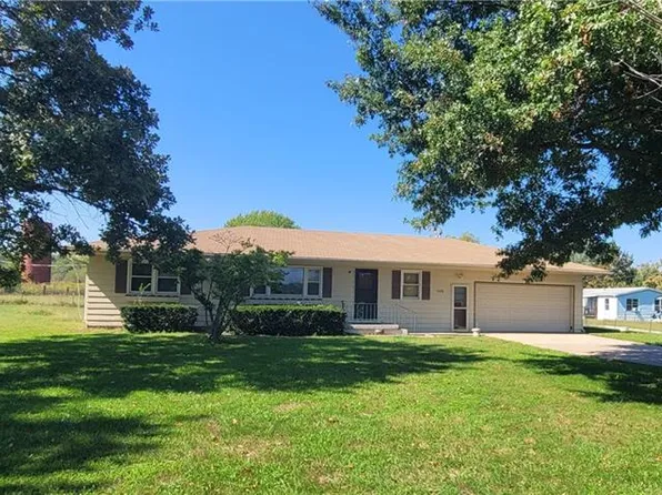 648 NW W Hwy, Kingsville, MO 64061