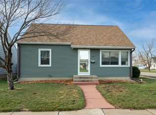 1600 L St SW, Cedar Rapids, IA 52404