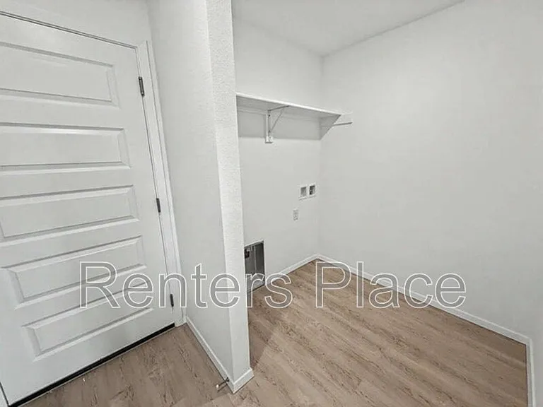 7209 S Maple Ave — Photo 11