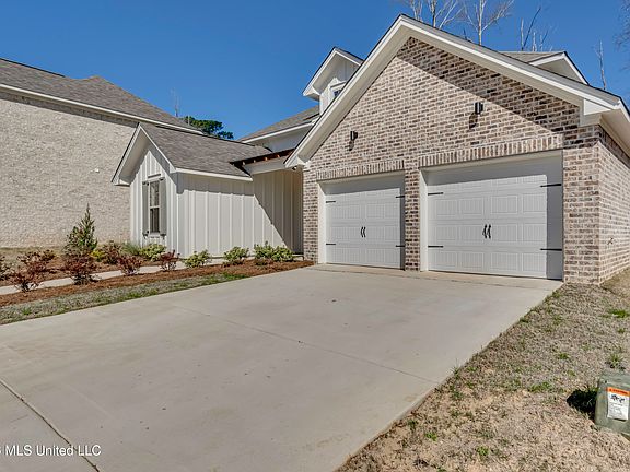 3rd image of 621 Cobalt Way