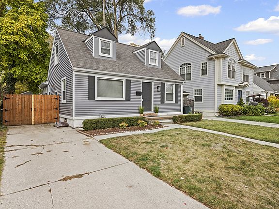 2nd image of 1901 Haynes Ave