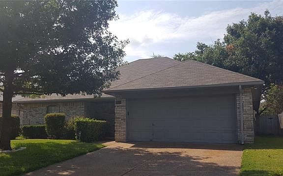 2nd image of 1853 Kings Canyon Cir