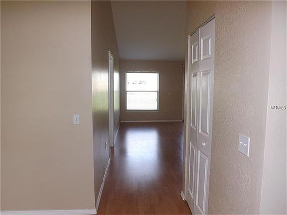 3rd image of 709 Toulon Dr