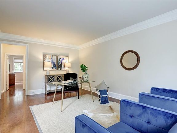 5th image of 330 Falls Point Trl