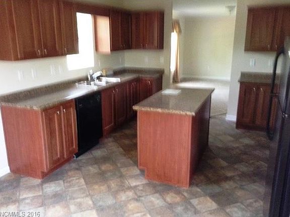 5th image of 480 Bailey St #1