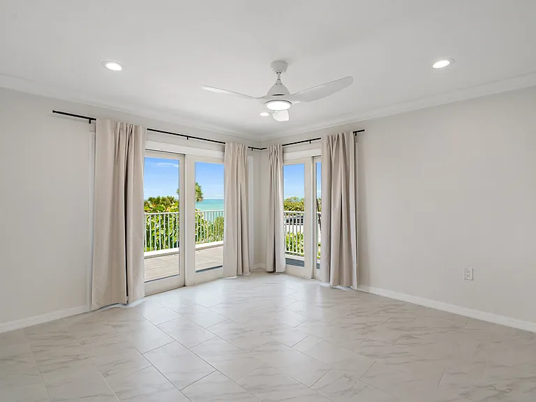 1907 Gulf Way #3 — Photo 11