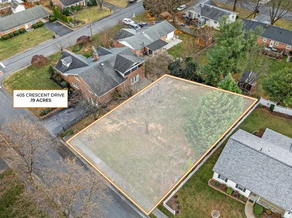 405 Crescent Dr, Winchester, VA 22601