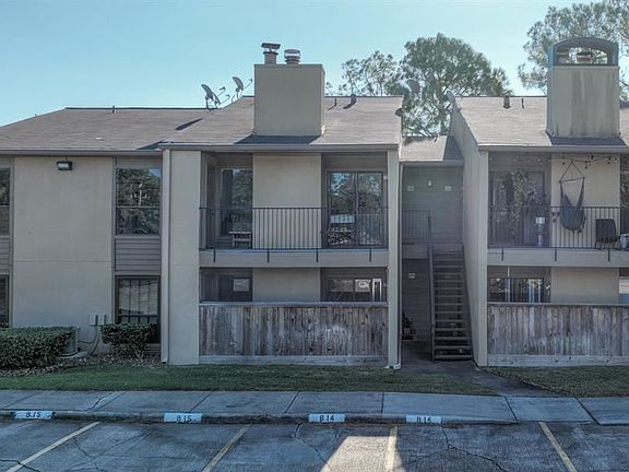 3rd image of 3300 Pebblebrook Dr APT 103