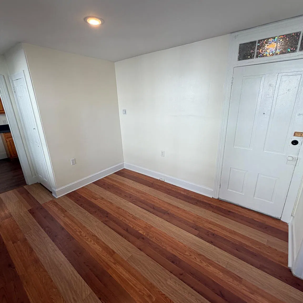 1 bed, 1.0 bath, 600 sqft, $1,800 — Photo 2