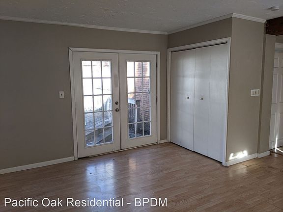 5th image of 4662 W 158th St