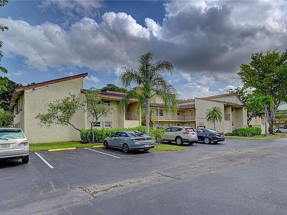 3rd image of 8770 Holly Court #102