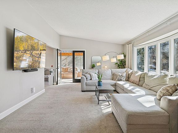 5th image of 1200 Lacota Ln