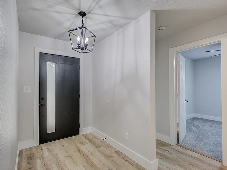 3304 Teasbend Ct — Photo 4