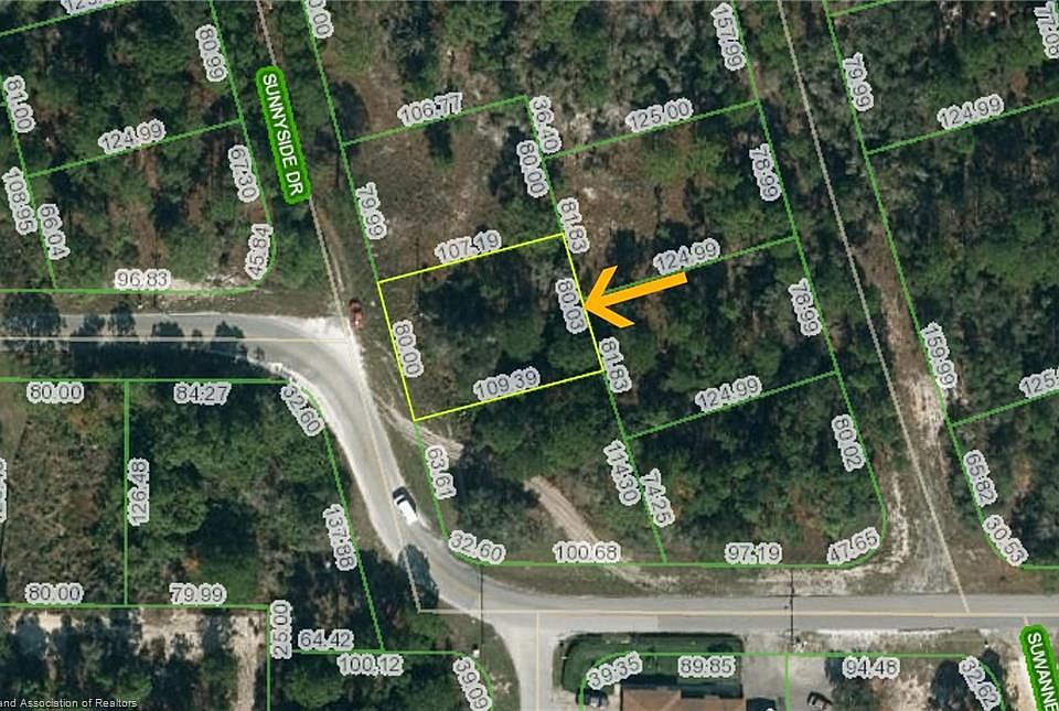 2nd image of 203 Sunny Side Dr